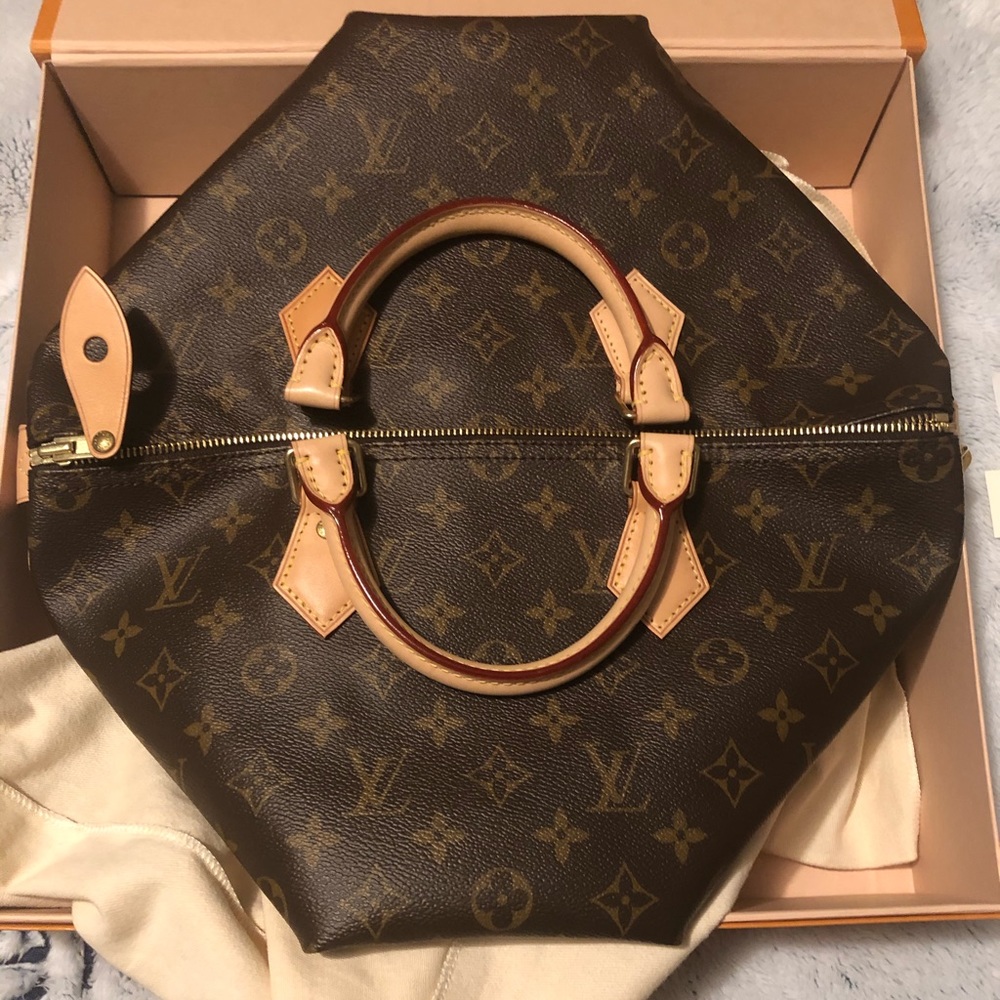 Louis Vuitton Speedy 35
